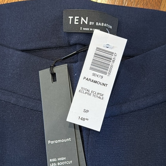 NWT Ten by Babaton Women’s Navy Flare Pants Size Small - Picture 6 of 7